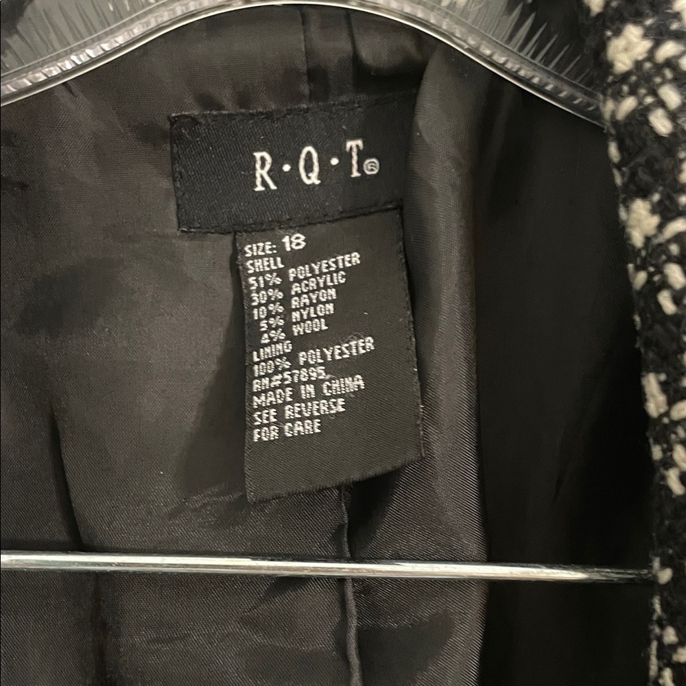 RQT tweed Black and White Checkered Blazer - Picture 2 of 8